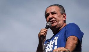PF faz buscas e apreensões contra Silas Malafaia e impõe proibição de deixar o país