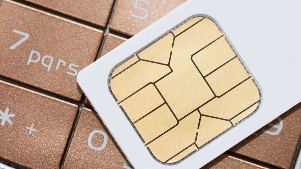 Trump anuncia tarifa de 100% sobre chips importados