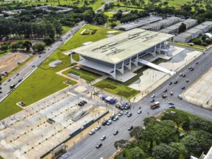 A um ano da campanha eleitoral, Lula reúne ministros para fazer balanço