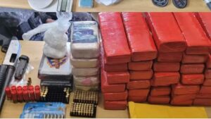 Polícia Militar apreende mais de 40 tabletes de drogas escondidos em residência no Maranhão