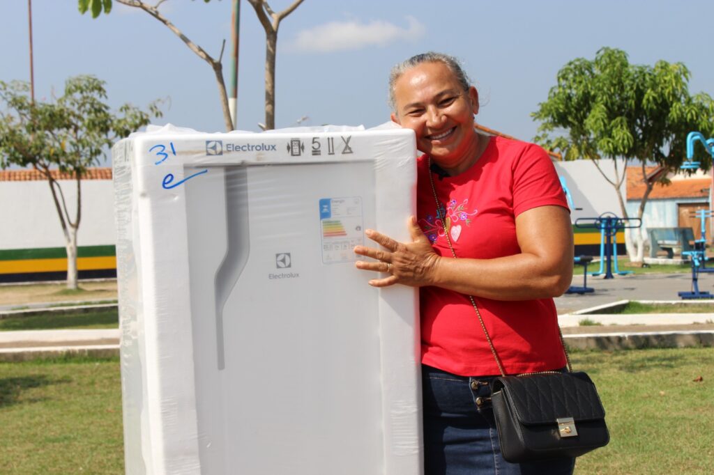 E+ Caravana Equatorial leva serviços gratuitos e troca de geladeiras para a população de Redenção