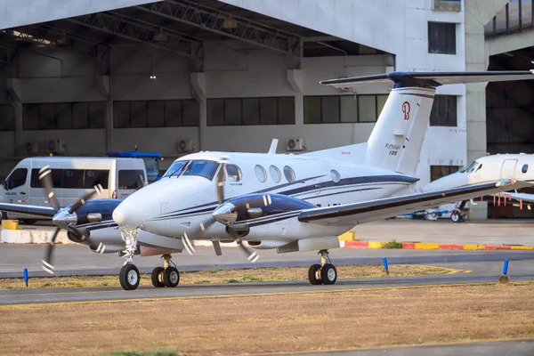 Jatinho de R$ 2,8 milhões liga senador do PDT ao Careca do INSS