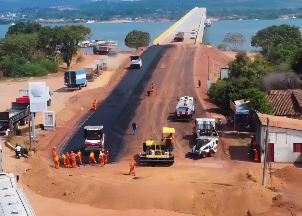 Ponte do Rio Araguaia: obras dos acessos avançam com início da pavimentação asfáltica