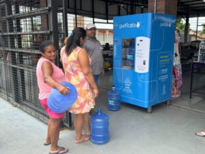 Prefeitura de Ourilândia garante água mineral gratuita para a população