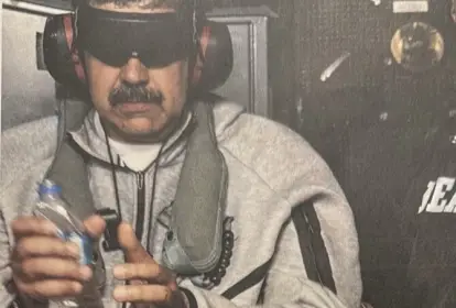 Trump divulga foto de Maduro vendado e aparentemente algemado