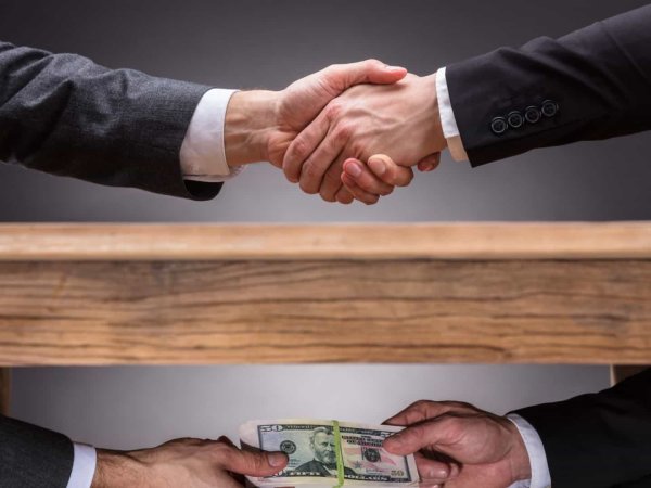 Brasil repete 2ª pior nota em índice global de percepção da corrupção