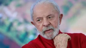 Lula tem avaliação negativa de 45,3% e positiva de 34,6%, diz Meio/Ideia