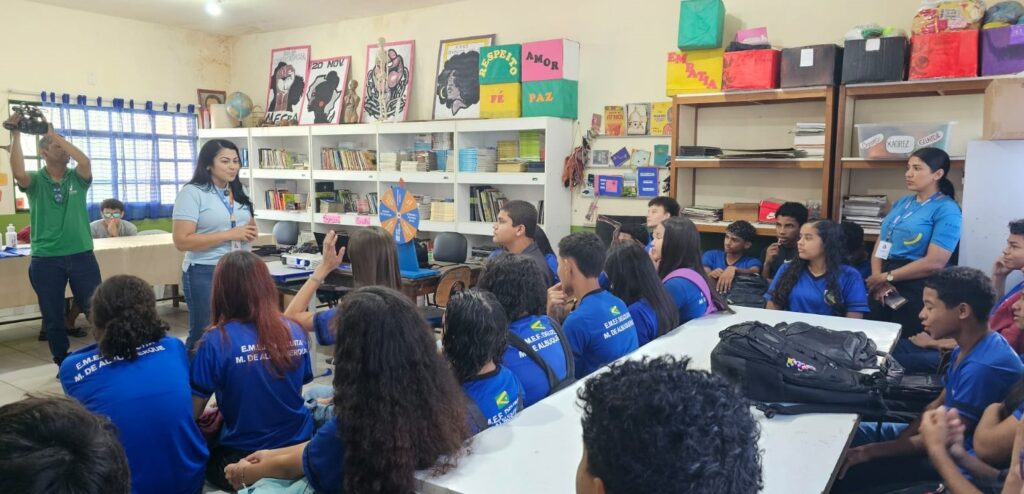 Equatorial Pará leva orientação sobre uso seguro da energia a estudantes em Marabá 