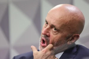 Firma sancionada nos EUA recebeu R$ 514 milhões da rede de lavagem do Careca do INSS