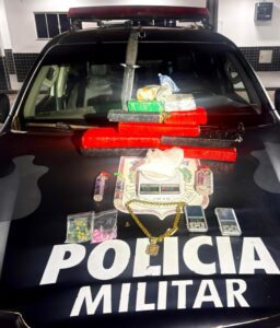 PM apreende mais de 7 quilos de drogas em Redenção