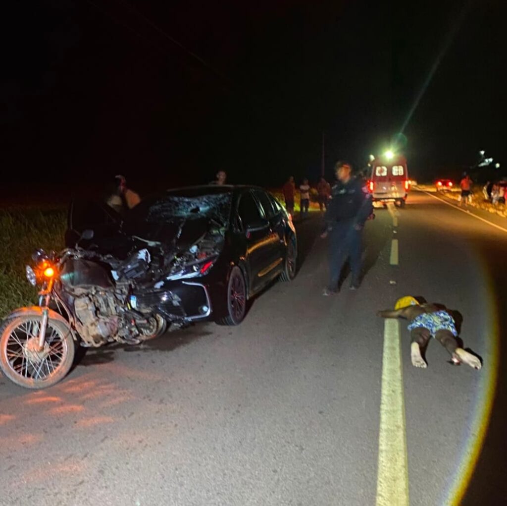 Dois homens em motocicleta morrem em acidente na PA 411