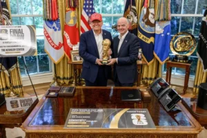 Trump vai assistir do estádio ao jogo da grande final da Copa, diz Casa Branca