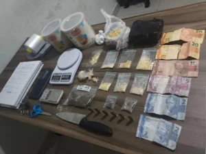 Crack escondido na cueca entrega suspeito que admite ter mais drogas em casa