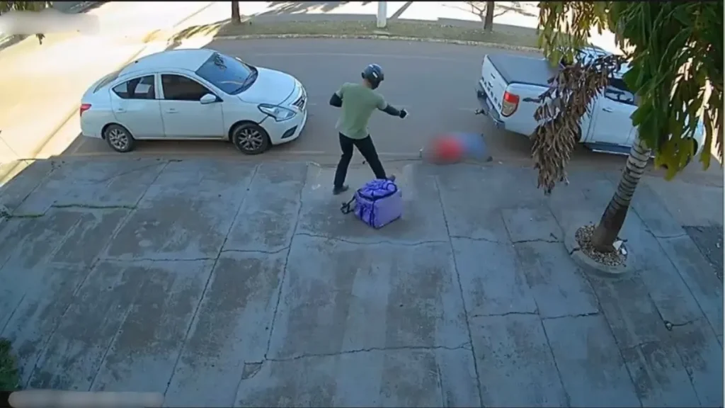 Pistoleiro disfarçado de motoboy executa homem em plena luz do dia em Marabá