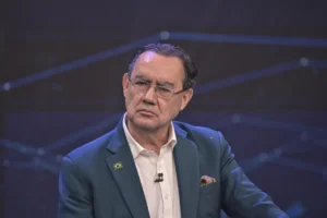 Adversários monitoram crescimento “incomum” de Cury nas redes