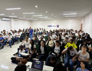 ONEE 2026 fortalece a valorização dos professores com formação, viagem e participação na BETT Brasil 2027