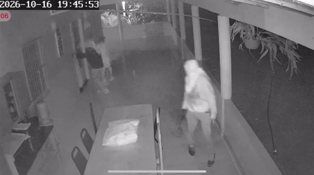 Bandidos fazem idosa e filho reféns e roubam Hilux em Parauapebas